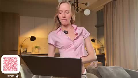 UnnaBella online show from 13, 7, 2026