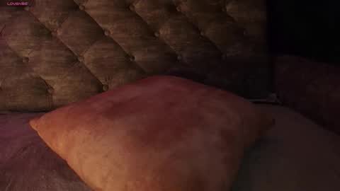 Snapshot of unu_nai chatting on 12, 10, 2025 new INSTA online show from 12, 10, 2025