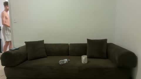 Stepbro online show from 27, 4, 2026