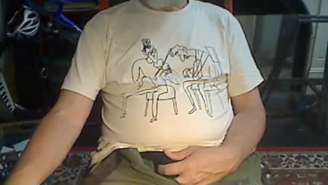 Snapshot of updownunder chatting on 4, 3, 2026 Freddie online show from 4, 3, 2026