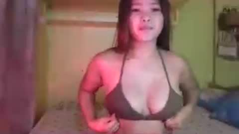 ur_cristal online show from 25, 7, 2026
