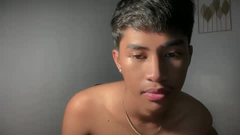 ur_fuckerbttm online show from 4, 10, 2025