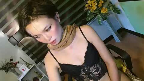 Saina Gonzales online show from 25, 4, 2026