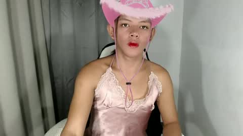 ur_lexie_fab online show from 24, 6, 2026