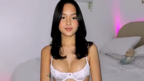 Veronica Lodge online show from 8, 7, 2026