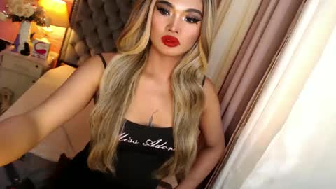 Snapshot of ur_sassygirl chatting on 21, 2, 2025 Kath online show from 21, 2, 2025