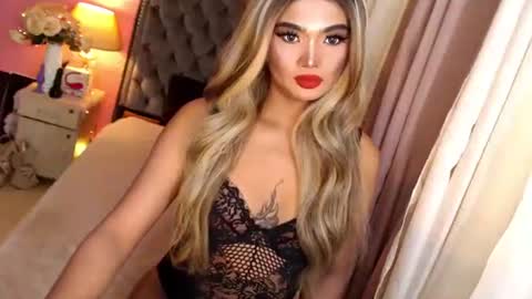 Snapshot of ur_sassygirl chatting on 5, 3, 2025 Kath online show from 5, 3, 2025