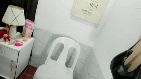 ur_sweetiechess18 online show from 26, 9, 2025