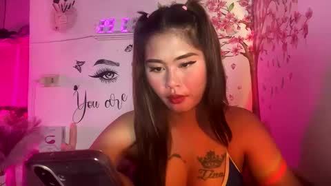HelloIm  Girly online show from 30, 4, 2026