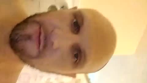 ur_zaddy4now online show from 25, 9, 2025