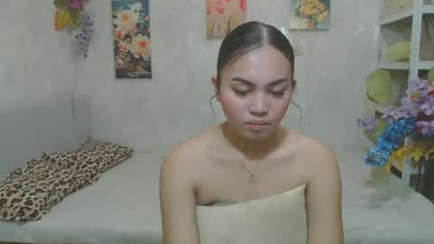Snapshot of urasian_kat chatting on 19, 5, 2026 urasian_kat online show from 19, 5, 2026
