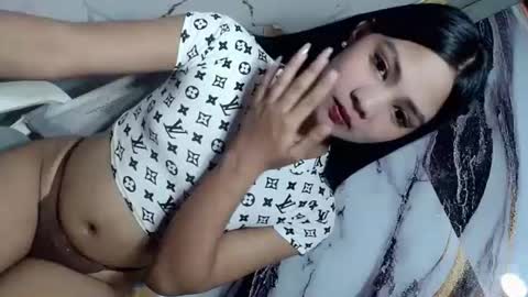 urasian_latinaxxx online show from 25, 6, 2026