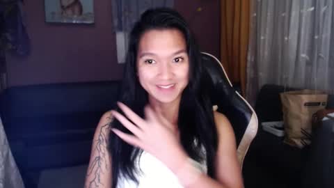 NEWRA  ALLISON online show from 22, 11, 2025