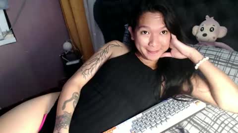 NEWRA  ALLISON online show from 28, 2, 2026