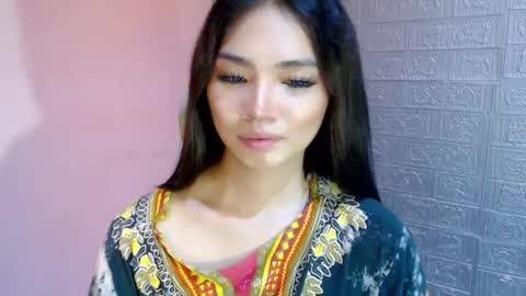 Clara online show from 6, 3, 2025