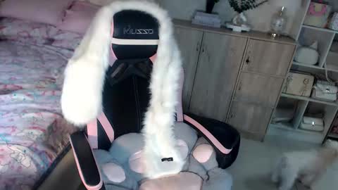 MONICA DEMONYETA online show from 18, 12, 2024