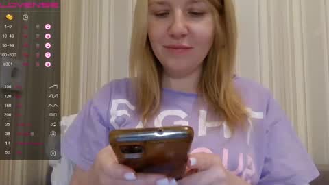 urbadkitty online show from 25, 12, 2024