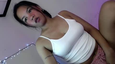 Snapshot of urbeautifulnightmare chatting on 18, 2, 2026 venice online show from 18, 2, 2026