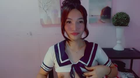 Snapshot of urblossom_princess chatting on 27, 6, 2026 urblossom_princess online show from 27, 6, 2026