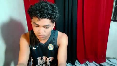 urboyvenz online show from 26, 4, 2026