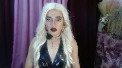 KENDALL online show from 19, 9, 2025