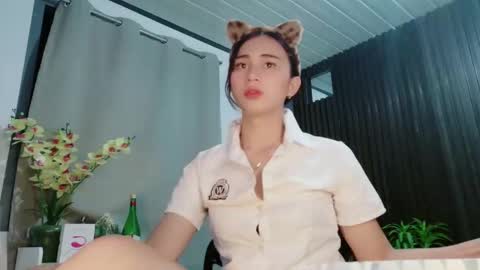 urfave_bbgirl online show from 4, 2, 2026