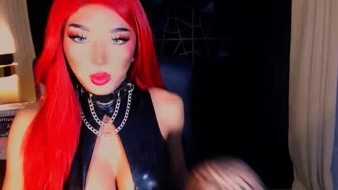 Snapshot of urgoddess_bella chatting on 28, 10, 2025 My bella 3 online show from 28, 10, 2025