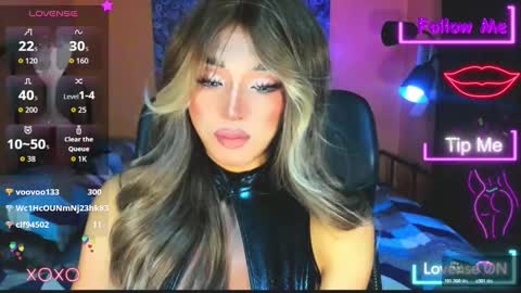 Snapshot of urgoddess_bella chatting on 13, 11, 2025 My bella 3 online show from 13, 11, 2025