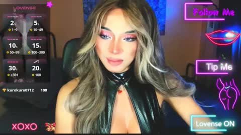 Snapshot of urgoddess_bella chatting on 20, 11, 2025 My bella 3 online show from 20, 11, 2025