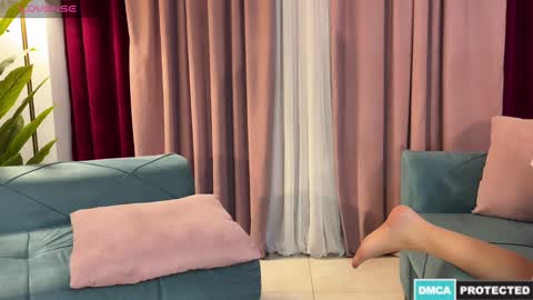 Jenny online show from 28, 12, 2024