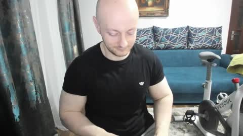 Snapshot of urgymcrush chatting on 1, 3, 2025 UrGymCrush online show from 1, 3, 2025