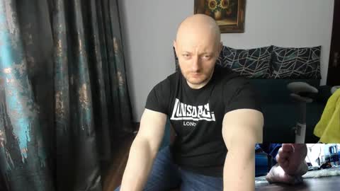 Snapshot of urgymcrush chatting on 7, 3, 2025 UrGymCrush online show from 7, 3, 2025