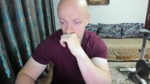 Snapshot of urgymcrush chatting on 18, 10, 2025 UrGymCrush online show from 18, 10, 2025