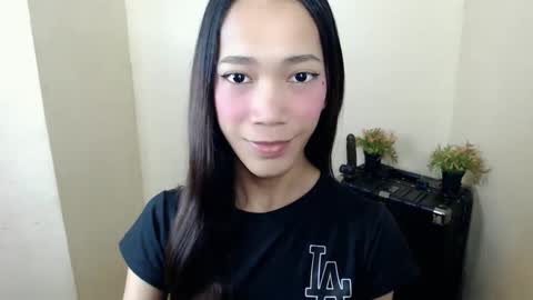 urhot_athena online show from 9, 10, 2025