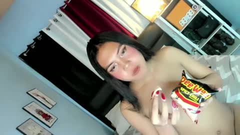 zoey noir online show from 9, 2, 2025