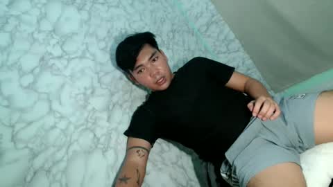 Snapshot of urhot_kharlxoxo chatting on 8, 5, 2026 john carlo online show from 8, 5, 2026