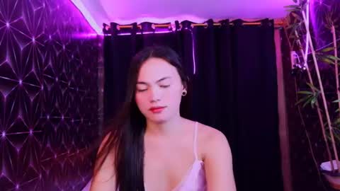 urhot_maxine online show from 21, 7, 2026