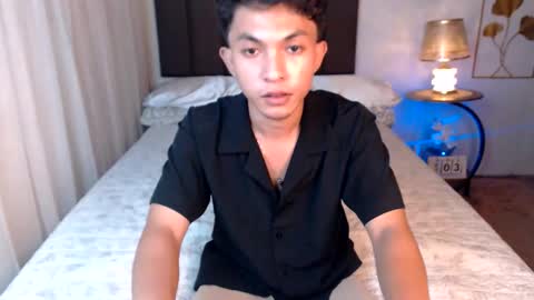 urhotasian_johnfikexx online show from 3, 6, 2026