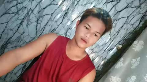 urhotfucker_eric online show from 28, 4, 2026