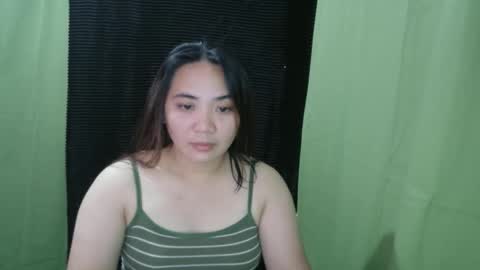 urhotjen online show from 2, 4, 2026