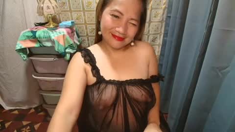 urhotmomzoey online show from 8, 7, 2026