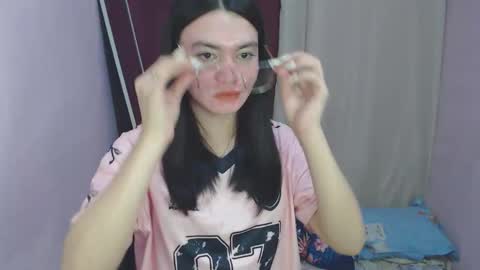 Katey online show from 12, 4, 2026