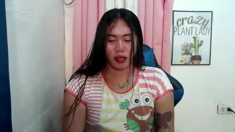Snapshot of urlovely_sofie chatting on 27, 10, 2025 Sofie online show from 27, 10, 2025