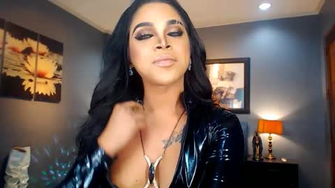 UrMajestyTyra online show from 26, 2, 2025