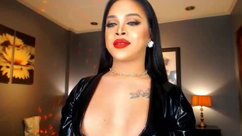 UrMajestyTyra online show from 19, 2, 2026