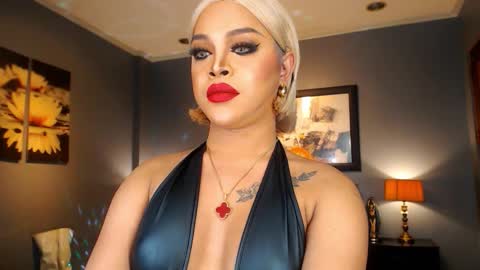 UrMajestyTyra online show from 22, 2, 2026