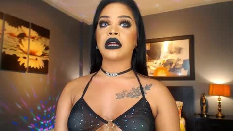 UrMajestyTyra online show from 26, 4, 2026