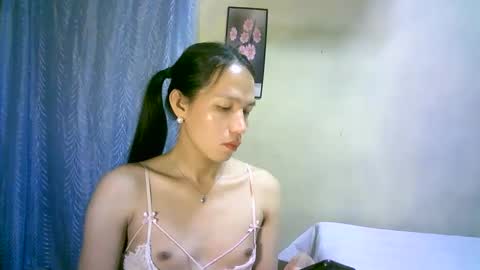 queen julia not into CHEAPGUY online show from 6, 2, 2025