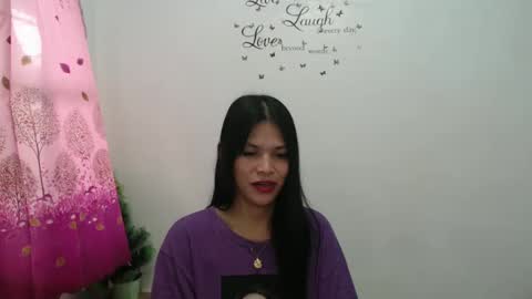 Snapshot of urpreciouspinayxxx chatting on 3, 12, 2024 hi im kim online show from 3, 12, 2024