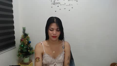 Snapshot of urpreciouspinayxxx chatting on 6, 12, 2024 hi im kim online show from 6, 12, 2024